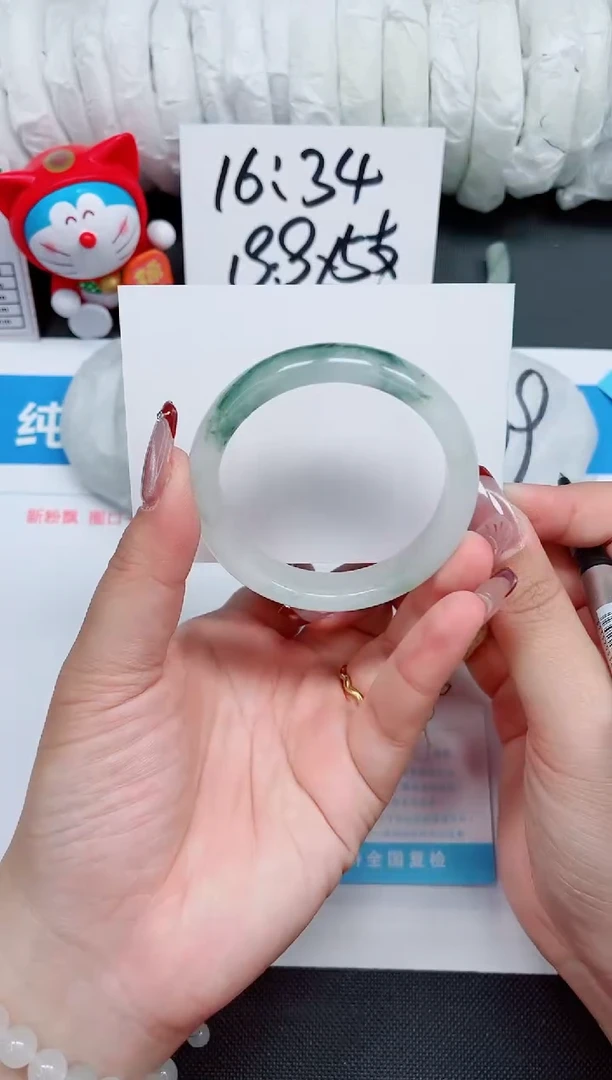 【闪购商品】石英质玉手镯未镶嵌112