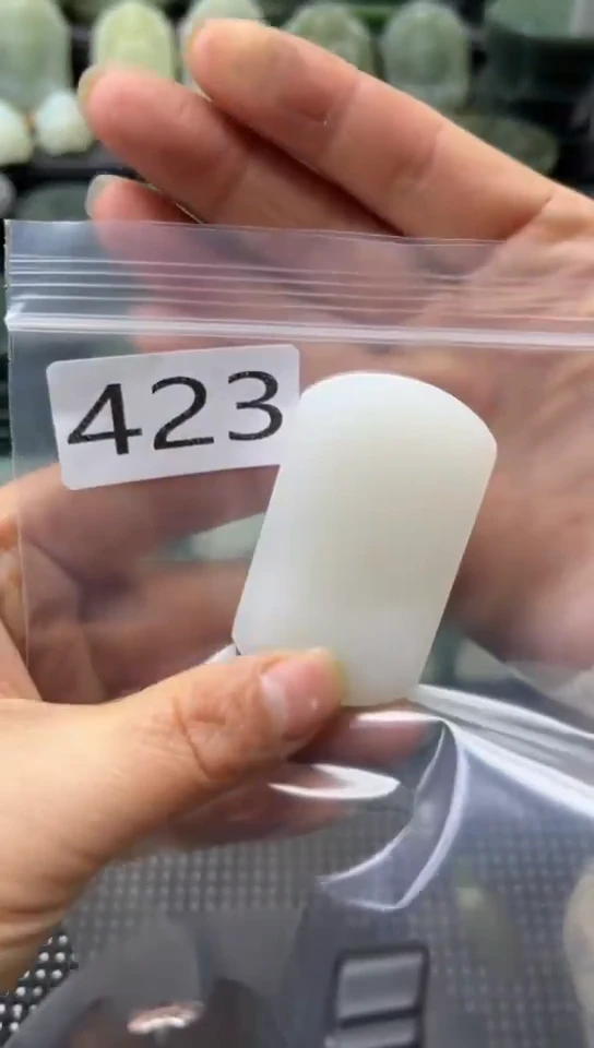 未镶嵌和田玉珠宝半成品牌子