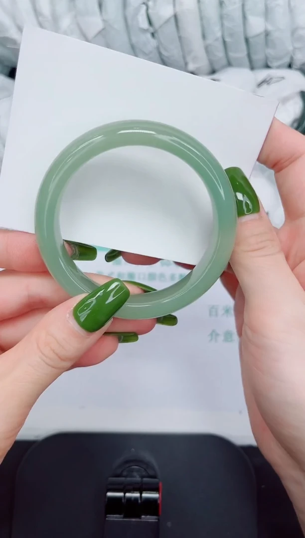 石英岩玉手镯未镶嵌39-56.7