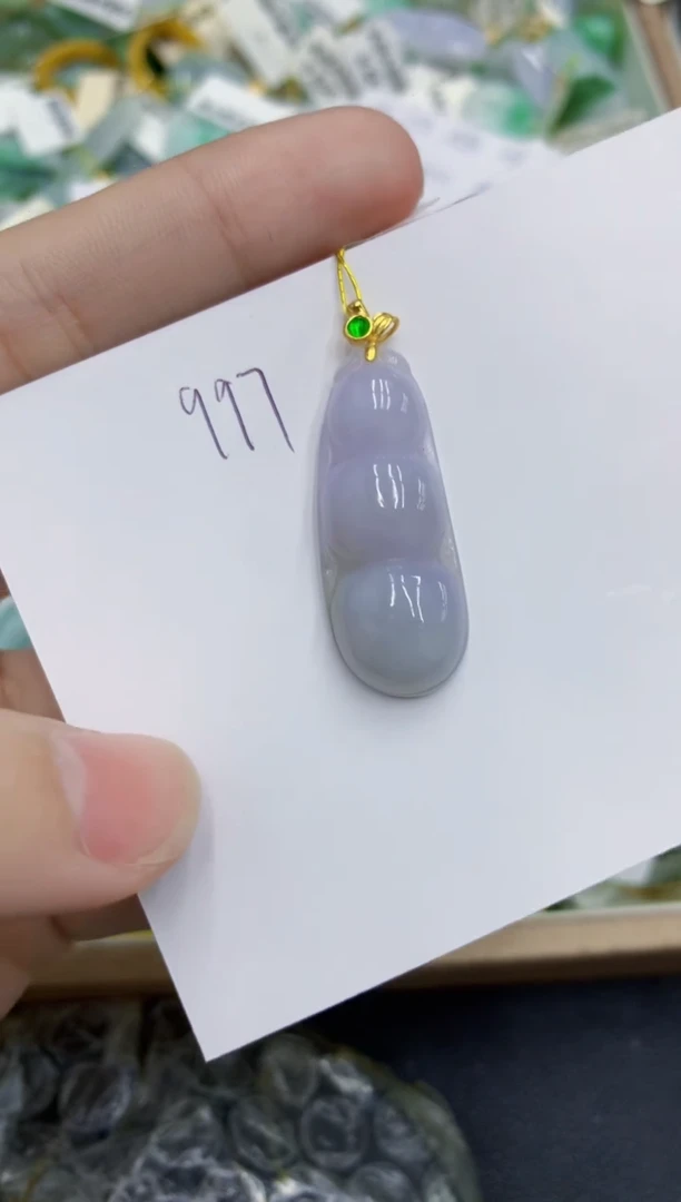 颈饰未镶嵌翡翠 翡翠