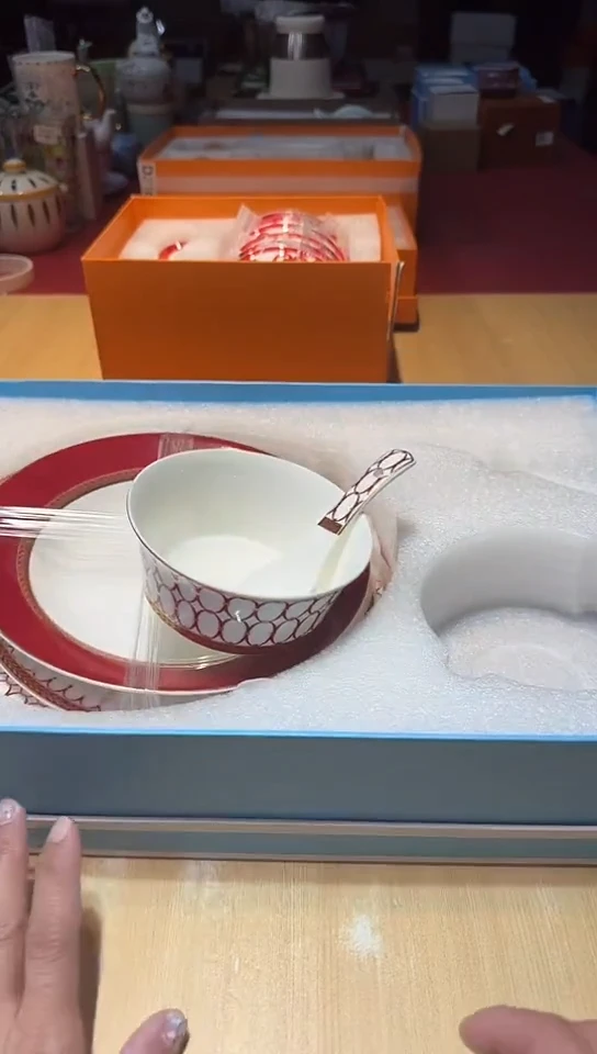 瓷片生活的本意是开心啊@@1