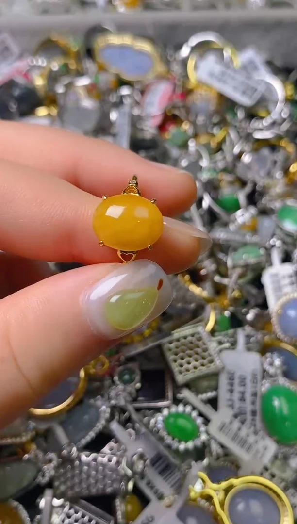 银S925镶嵌戒指翡翠百内无证书