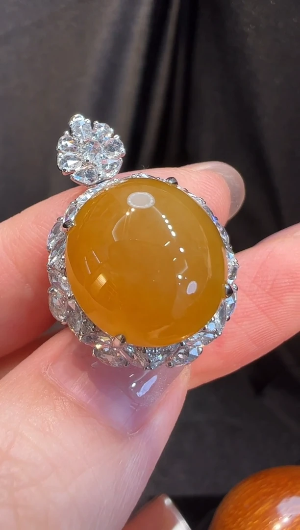 18K金镶嵌戒指翡翠L6戒指