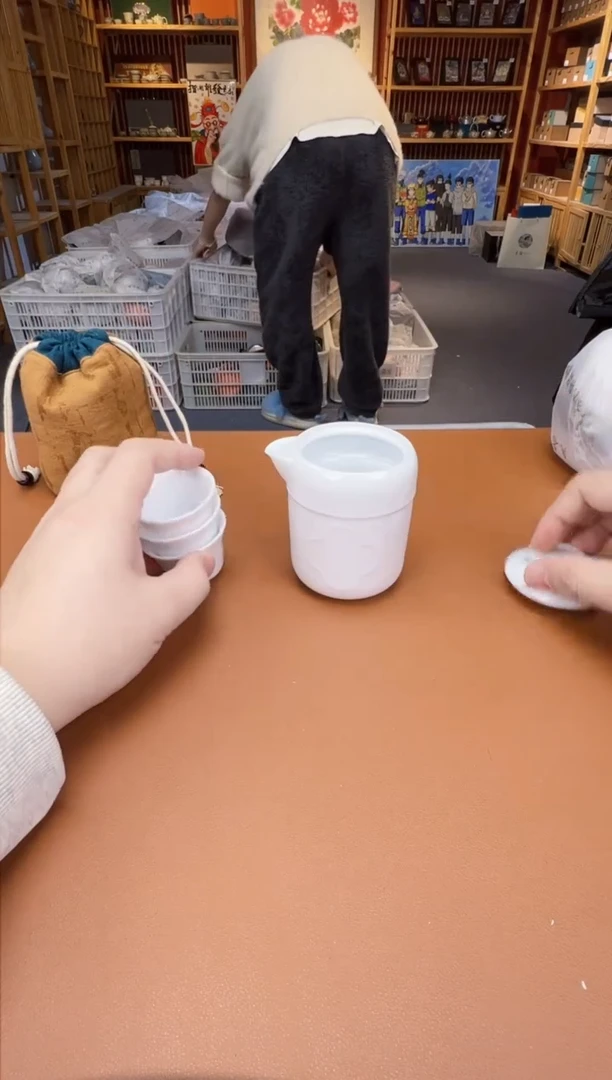 【闪购商品】瓷片瓷制品S11111111111