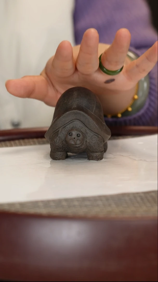 【闪购商品】紫砂茶宠古乌泥将军龟