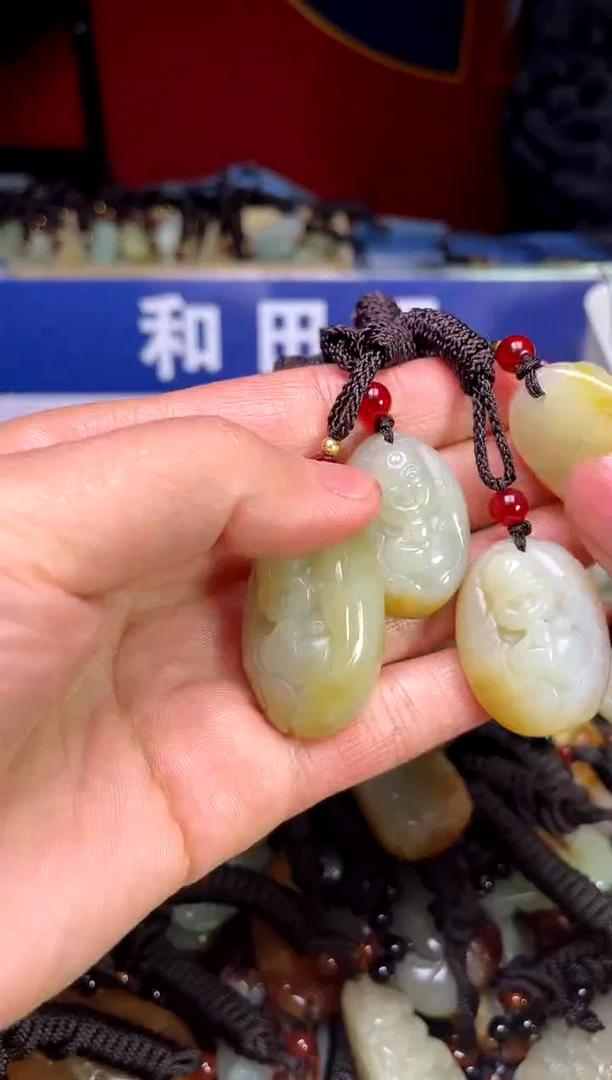 【闪购商品】和田玉颈饰未镶嵌123