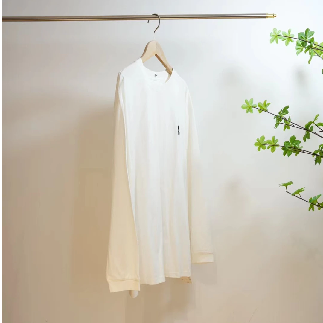 1-647-白色字母爱心刺绣百搭圆领长袖T恤女N