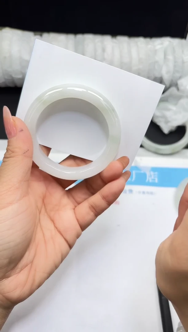 未镶嵌手镯石英质玉A75-52/53/54