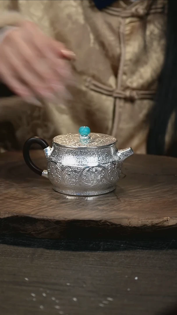 手工新款缠枝莲汉瓦壶