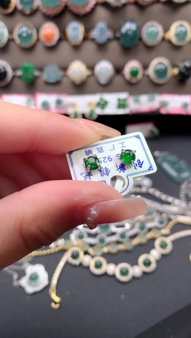 【闪购商品】翡翠戒指银S925镶嵌52141