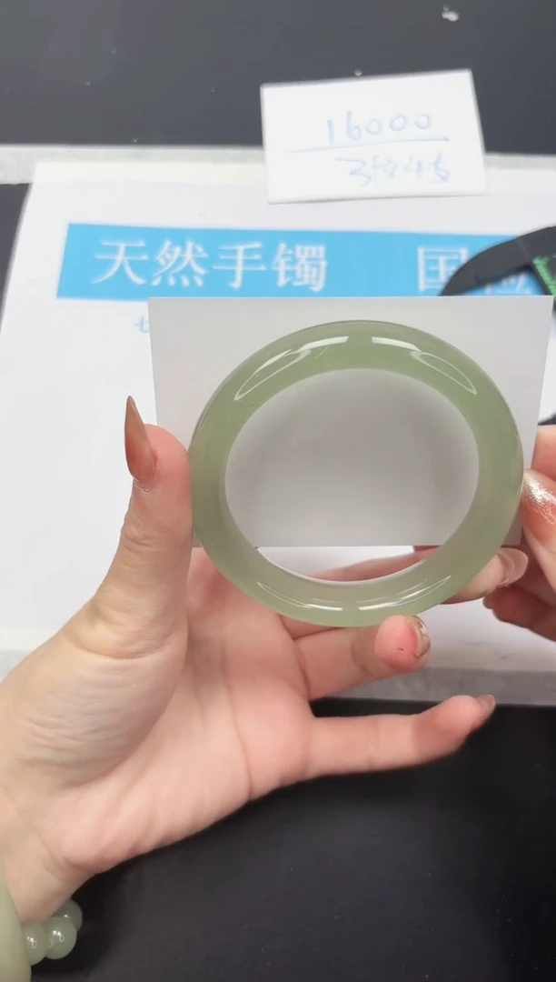 未镶嵌手镯石英质玉144-61.1DKDK