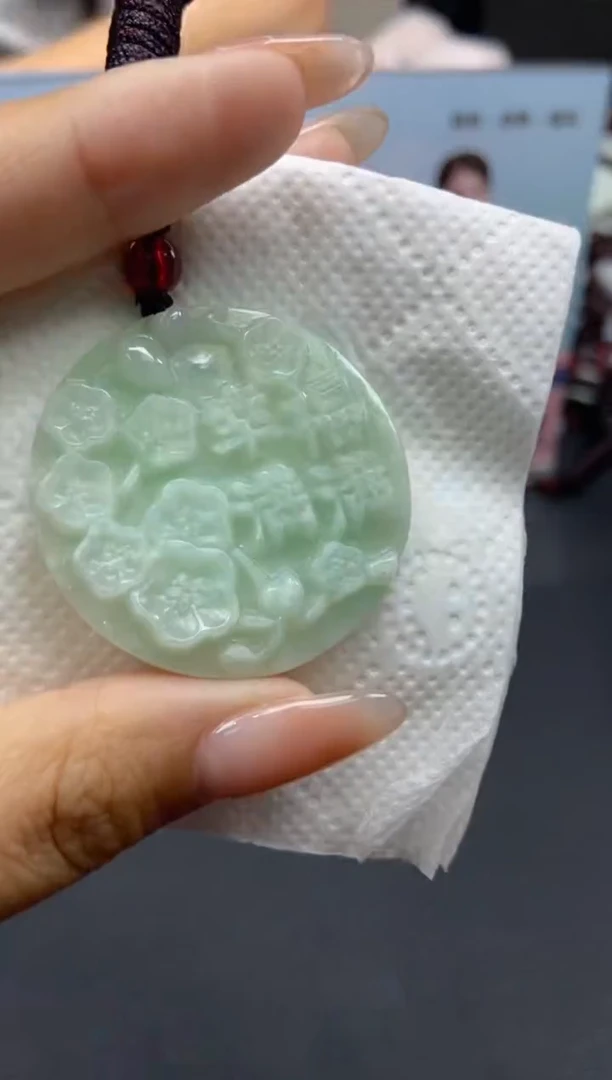 【闪购商品】翡翠颈饰未镶嵌天然翡翠A货65