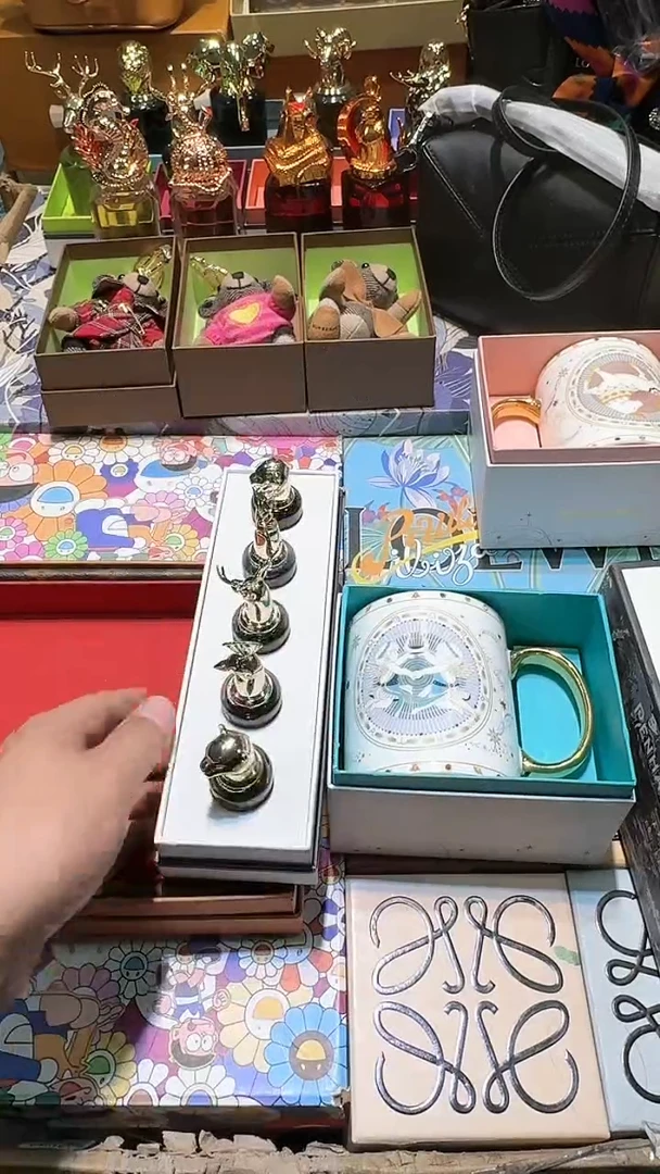 【闪购商品】瓷片换类目孤品单品一件不留狮子