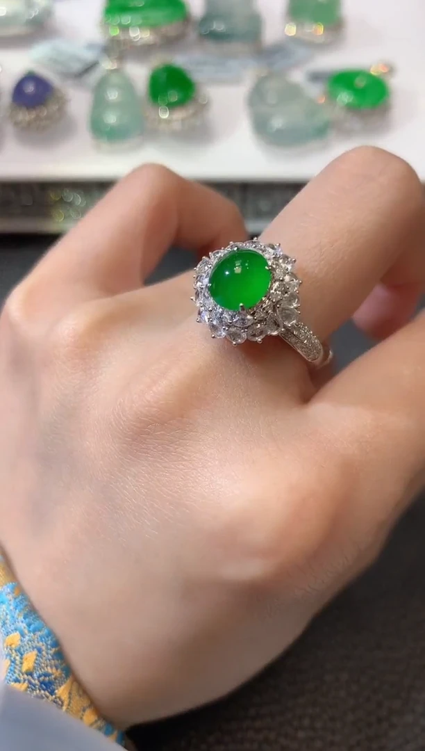 【闪购商品】翡翠戒指18K金镶嵌A89翡翠