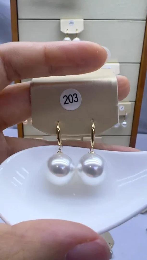 18K金镶嵌耳饰淡水珍珠203
