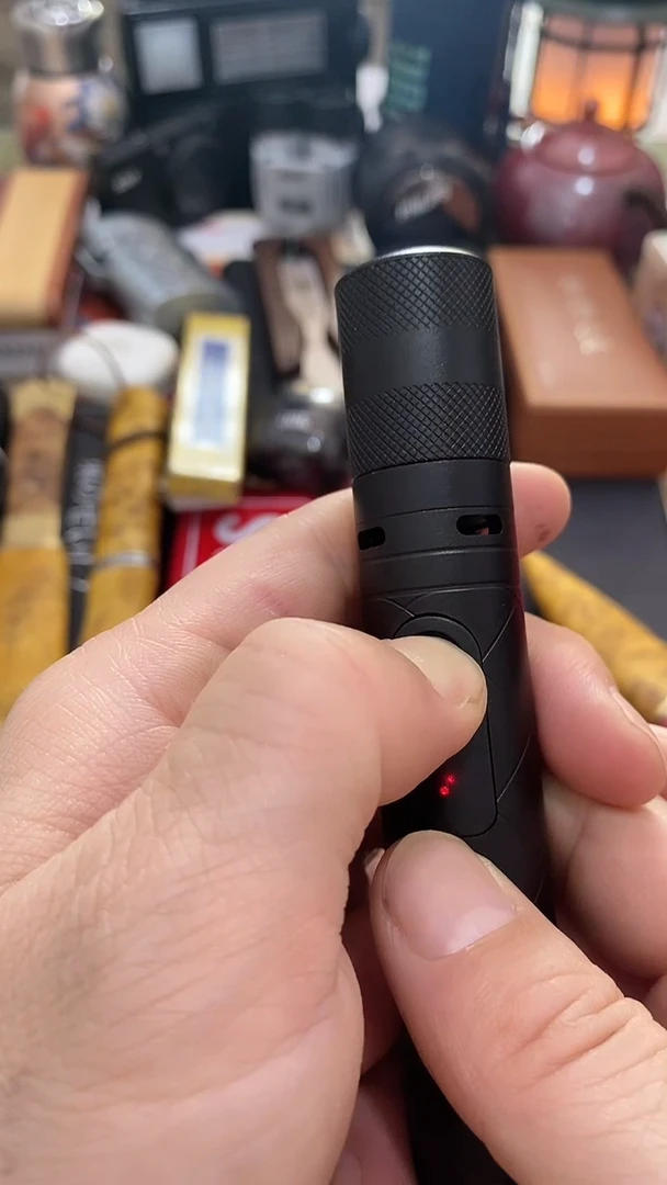 瓷片闪购商品  如图所示