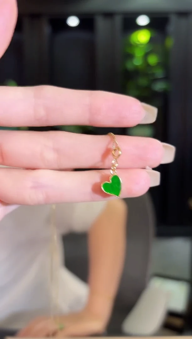 翡翠未镶嵌吊坠(不含链)爱心 缅料A货/多样性发货/一件