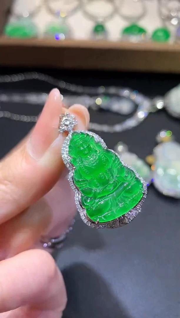 【闪购商品】翡翠吊坠(不含链)18K金镶嵌25-度母