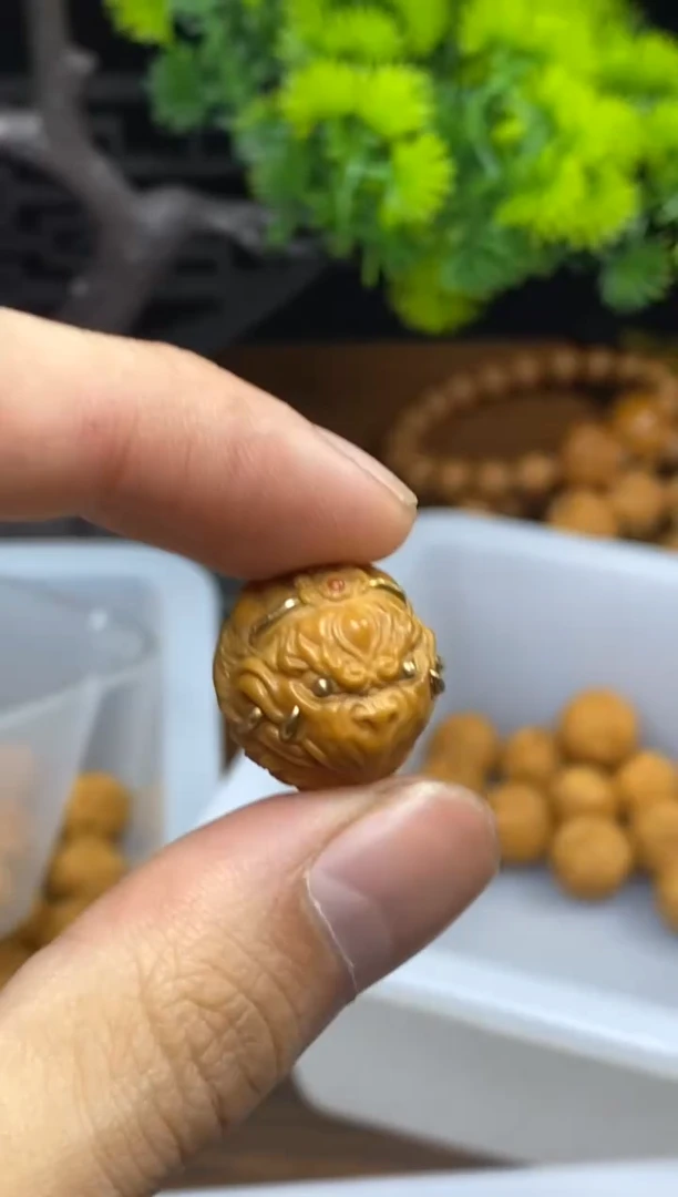 吊坠猴头核桃大鹏鸟 重工