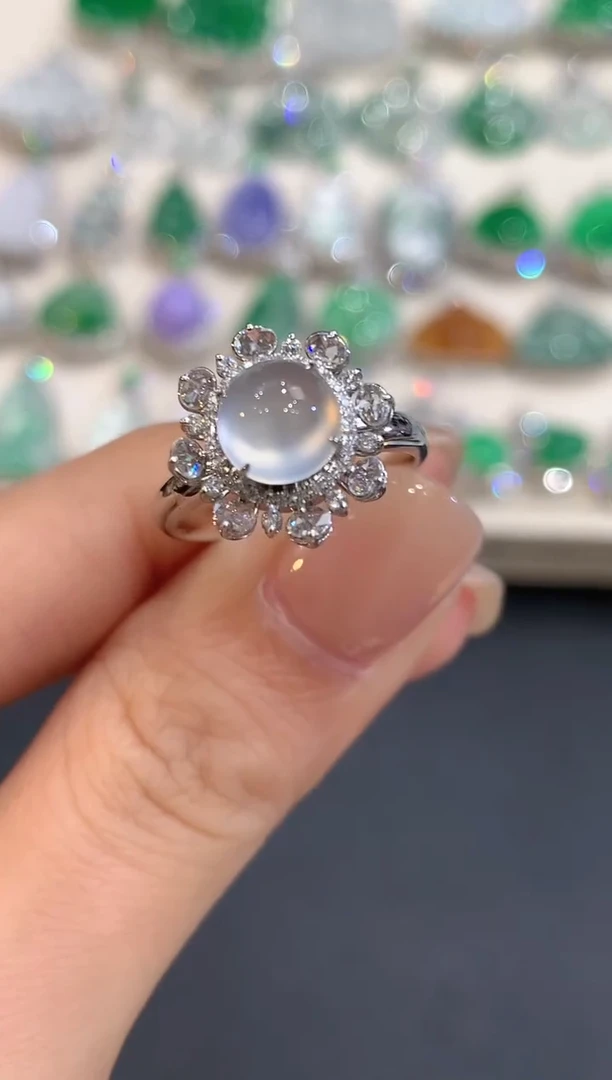 18K金镶嵌戒指翡翠a129