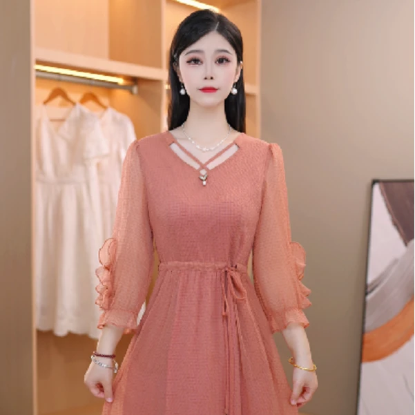 法式气质高贵气质轻奢2025爆款女装设计感减龄大气连衣裙M-4XL