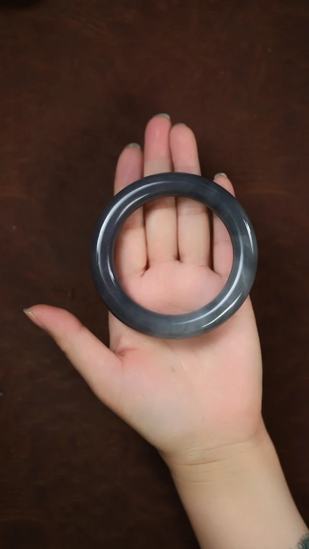 未镶嵌和田玉挂件闪购 烟紫57.5