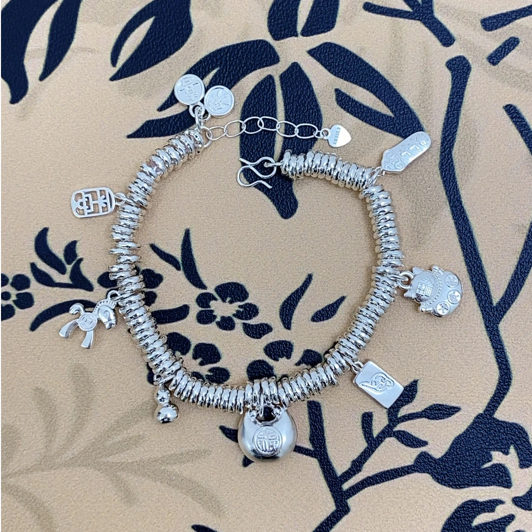 【抓紧处理】定制重工款气质风年味生肖挂饰813 多宝盘缠