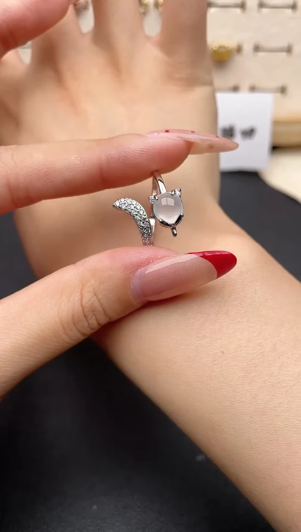 【闪购商品】翡翠戒指银S925镶嵌一物一证一礼盒3