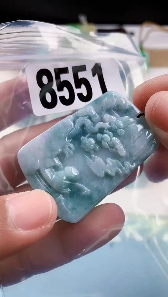 【闪购商品】翡翠挂件未镶嵌天然翡翠吊坠挂件