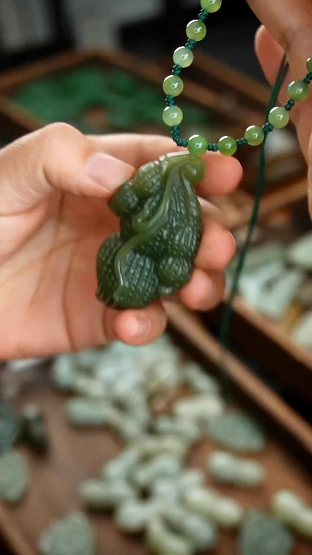 颈饰未镶嵌和田玉001