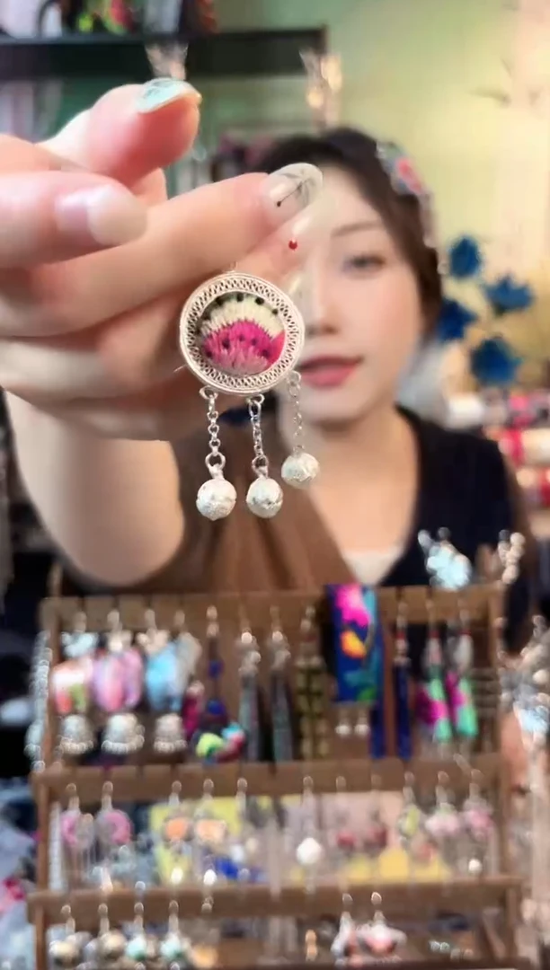 织绣彩云南阁非遗老绣360