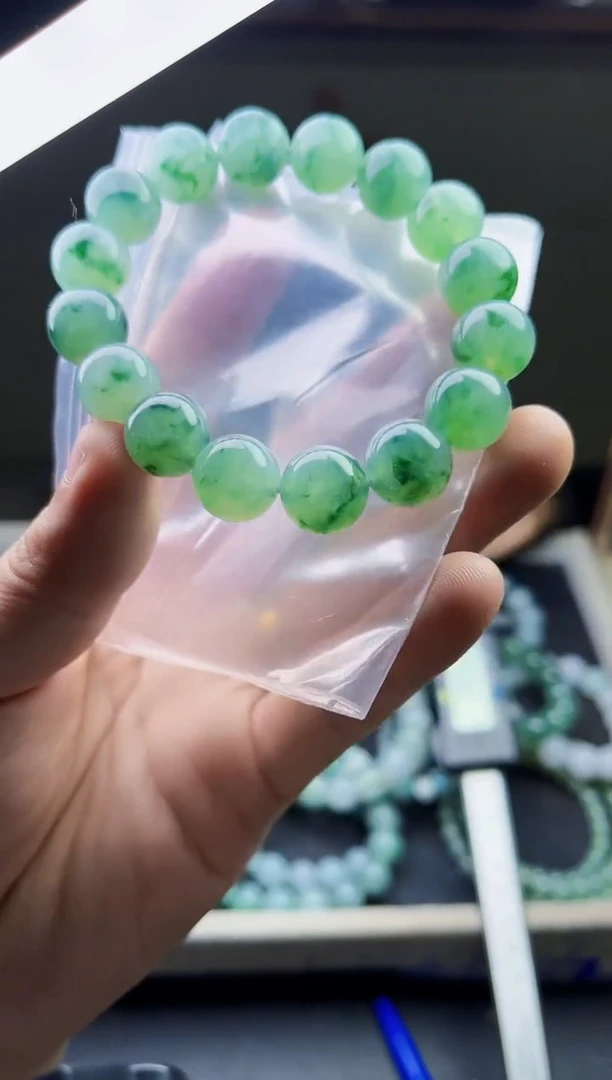 【闪购商品】定制翡翠未镶嵌毛货需精细抛光拍一发一