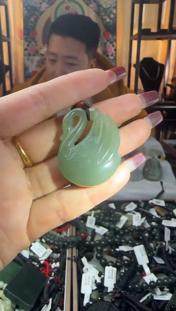 颈饰未镶嵌和田玉和田玉吊坠55