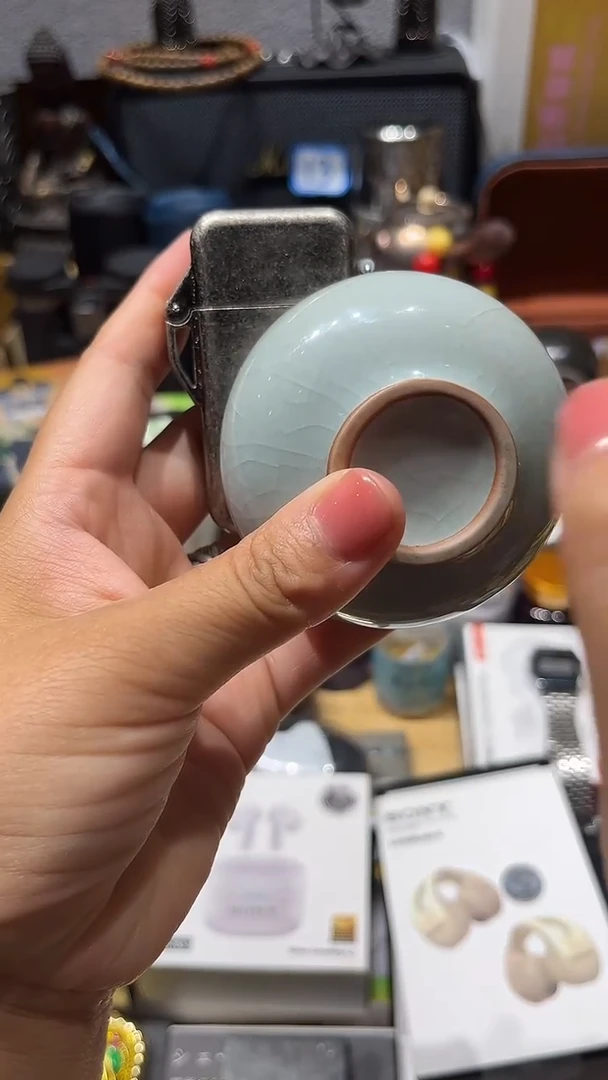 瓷片闪购商品 如图所示