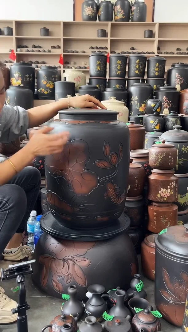 罐瑕疵茶缸高50cm荷花  148