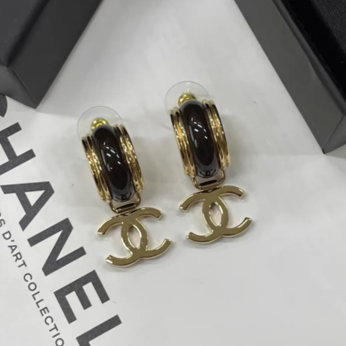 99新 Chanel/香奈儿 汤/P235806512/ 复古琉璃 双C 耳环