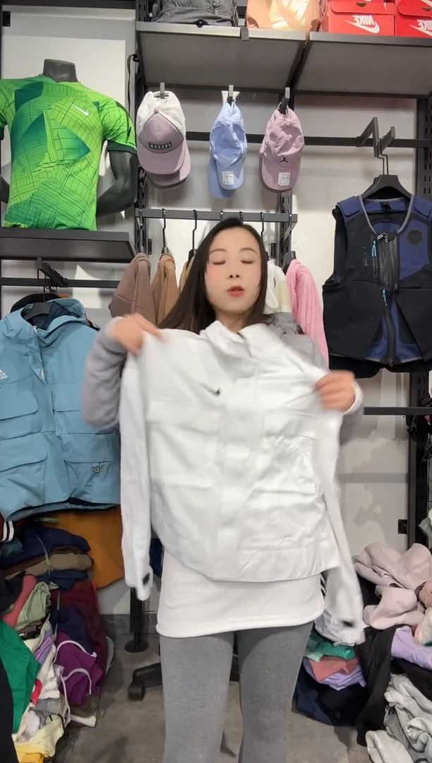 1549编码 瑕疵款直播间过款为准 尺码S