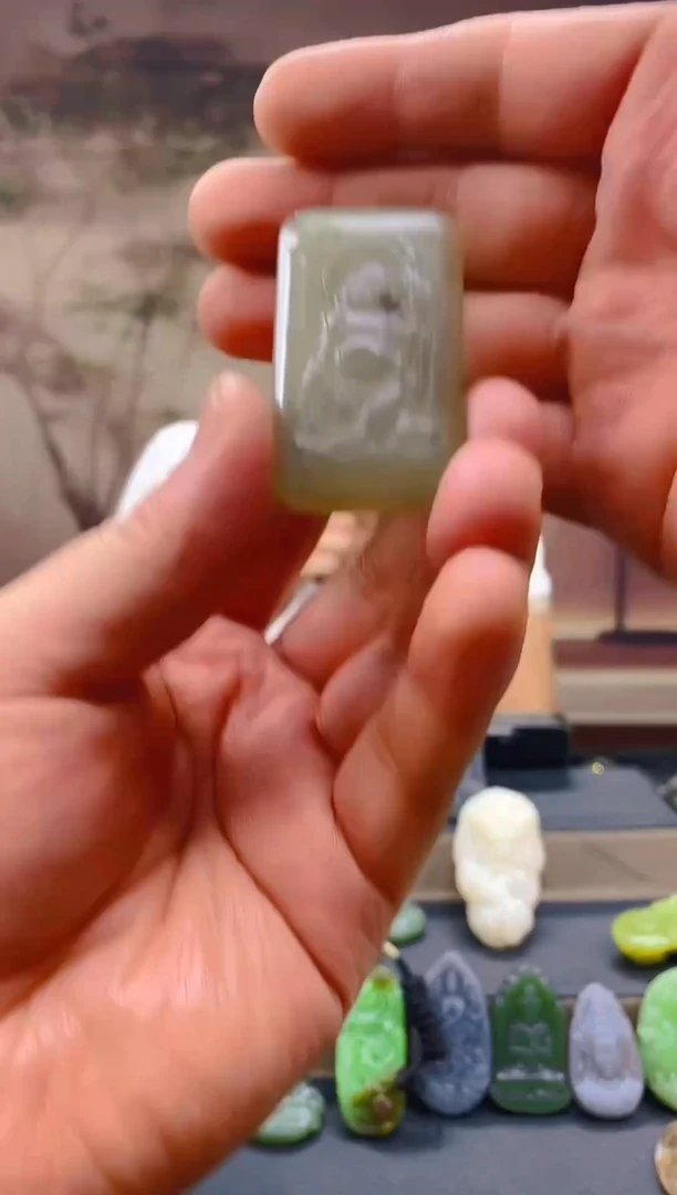 颈饰未镶嵌和田玉111