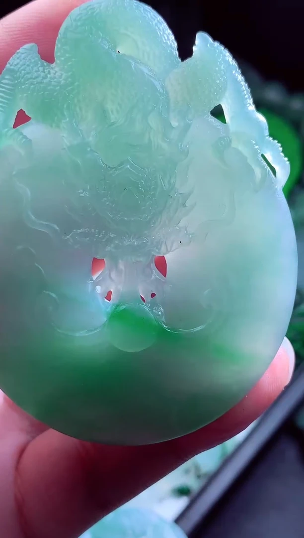 定制翡翠未镶嵌b****?翡翠毛货定制