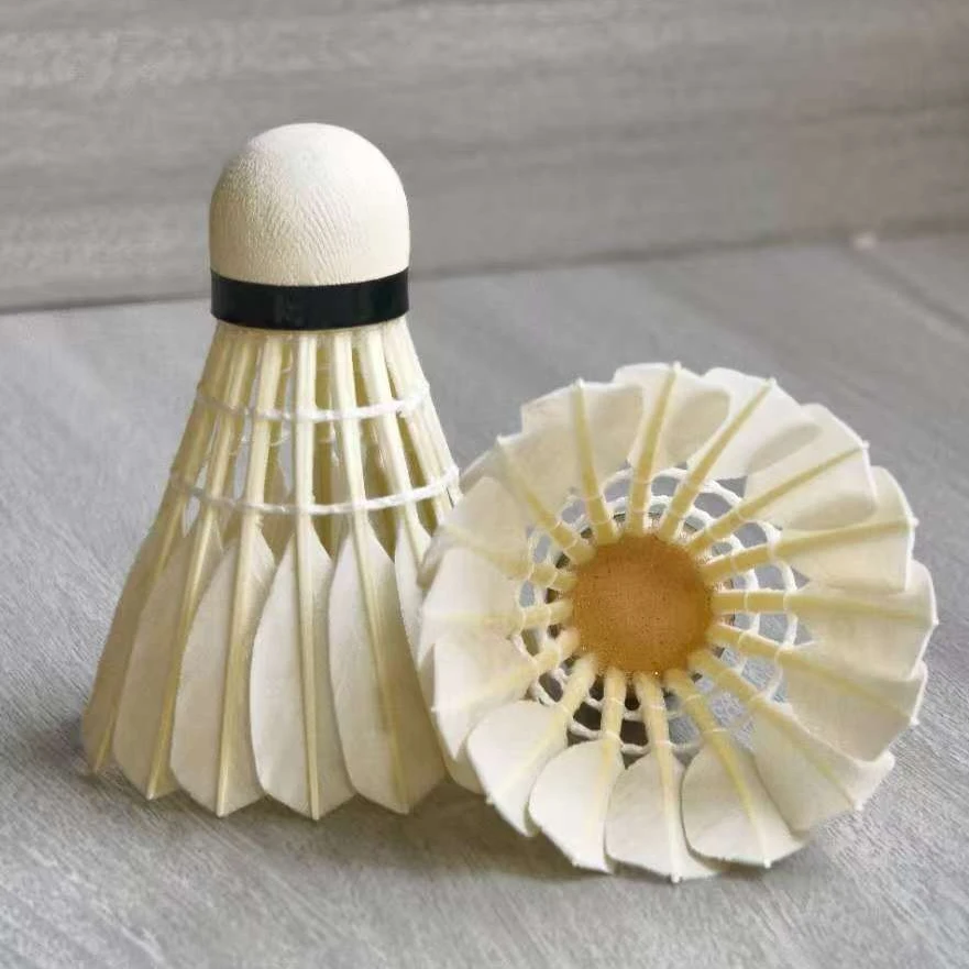 厂家直销四级鹅毛刀翎无标球双拼台纤球头耐打飞行稳