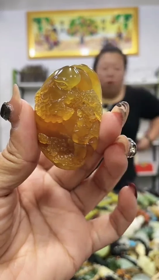 未镶嵌岫玉吊坠