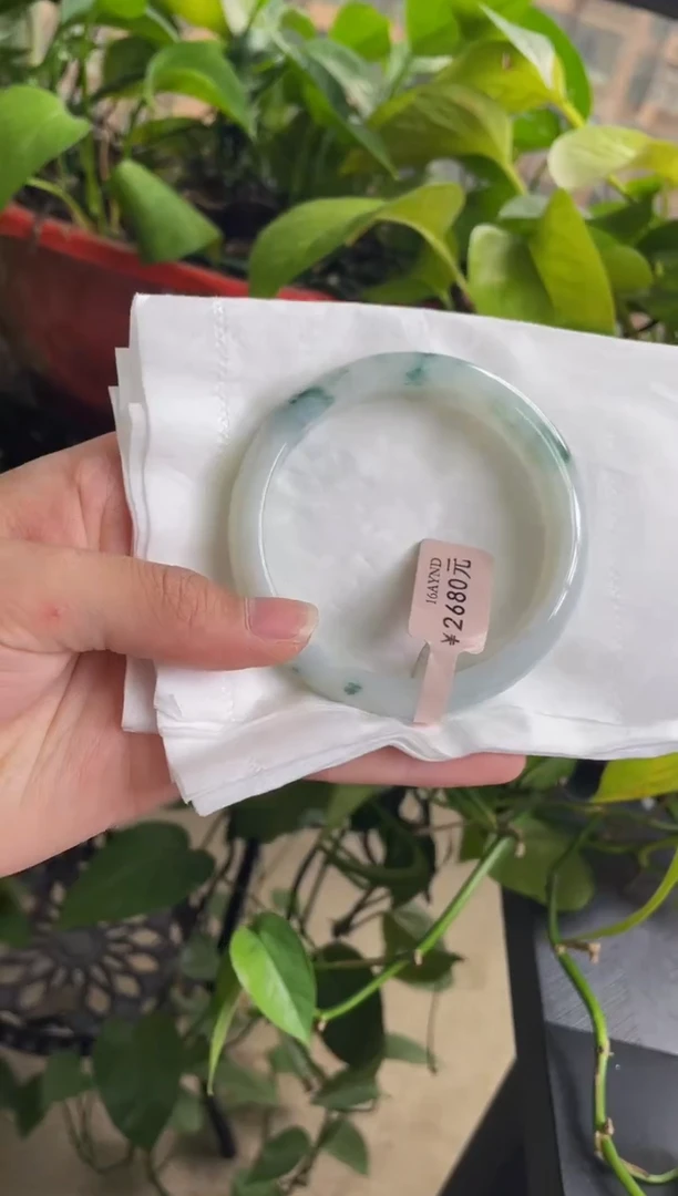 【闪购商品】翡翠手镯未镶嵌82手镯57.1