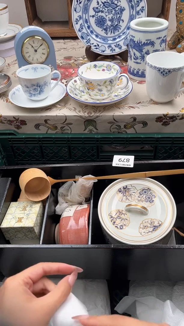 瓷片小*儿J         879