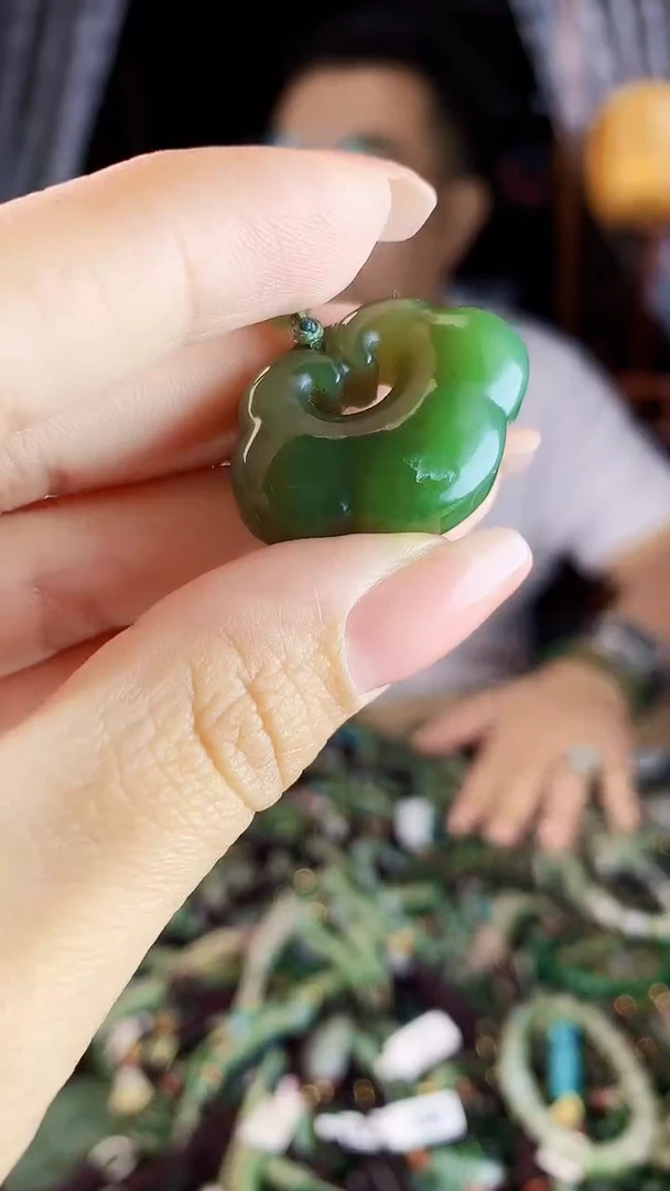 未镶嵌和田玉挂件多样性发货拍一发一