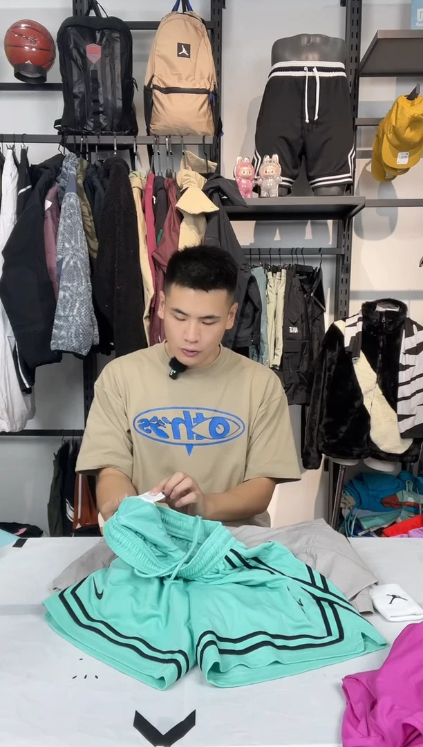 3785 编码 瑕疵修复以直播间为准 尺码s