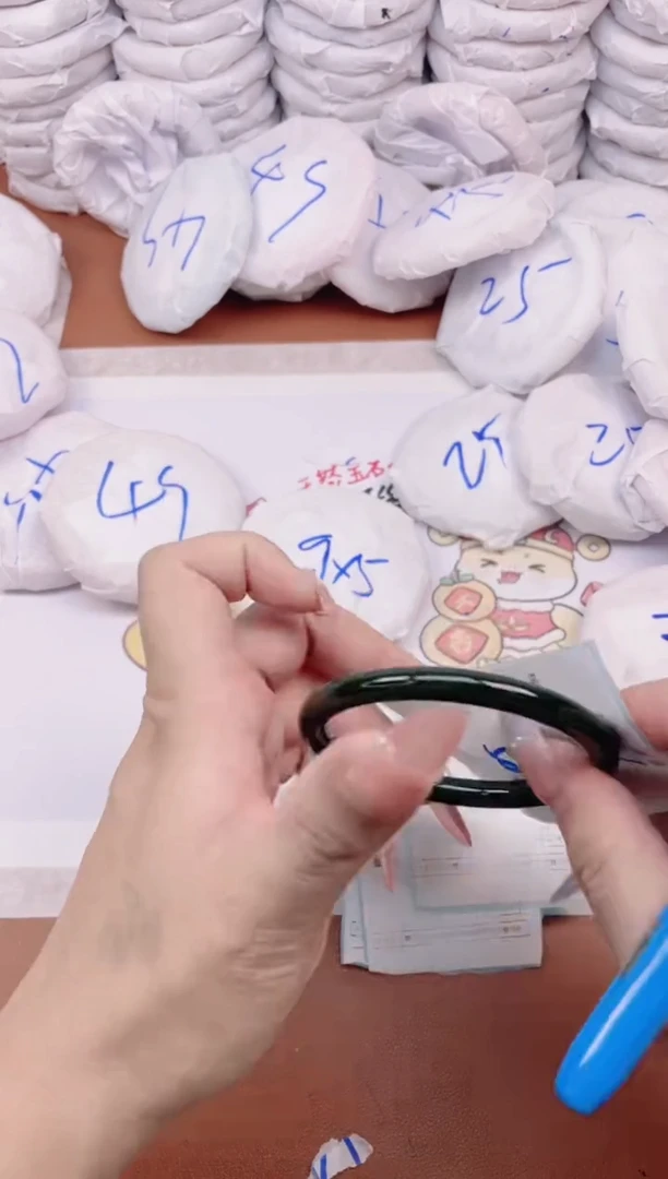 【闪购商品】玛瑙/玉髓手镯未镶嵌67