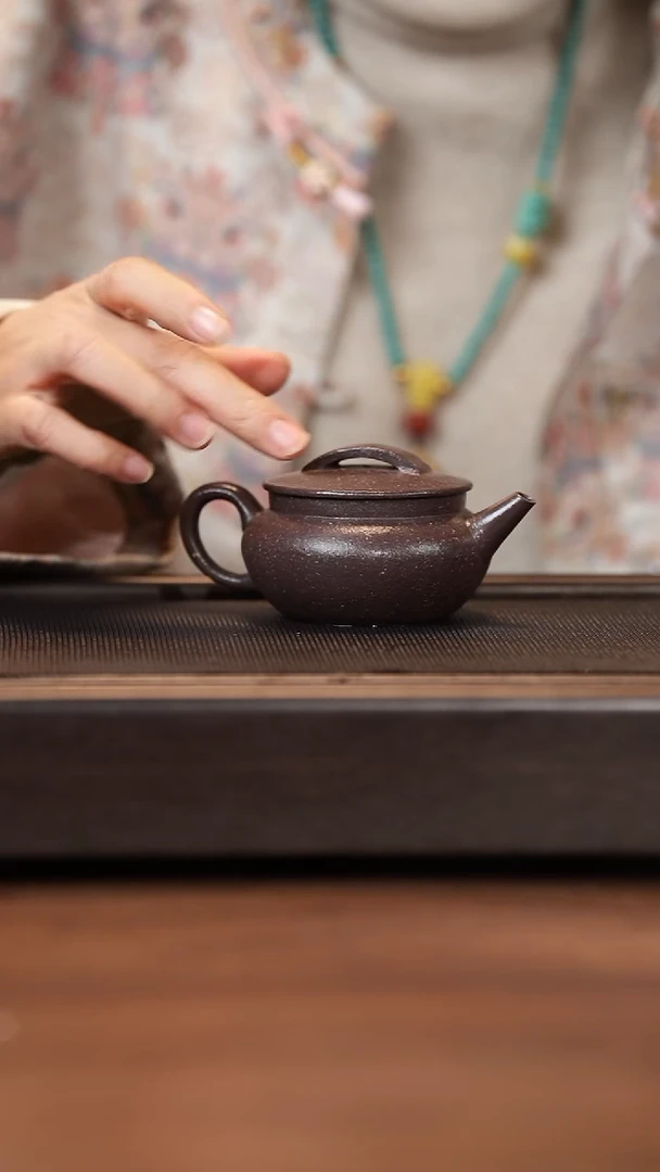 茶壶紫砂阿****）月亮紫砂