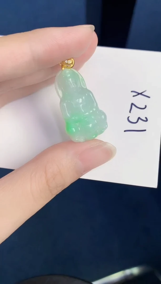 颈饰未镶嵌翡翠天然翡翠缅甸A货