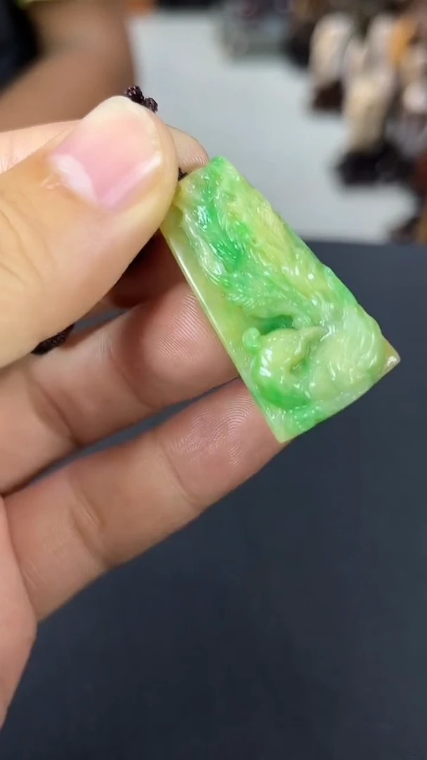 颈饰未镶嵌翡翠天然A货翡翠