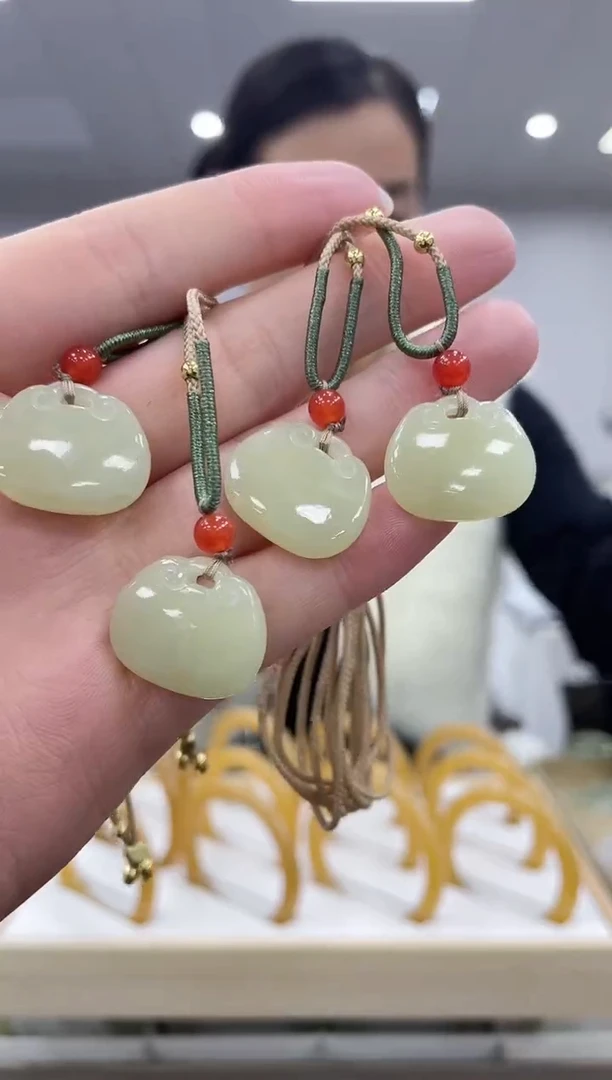 【闪购商品】和田玉吊坠未镶嵌多样性拍一发一005